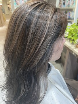 ヘアーアンドビューティーショップ エボルティー(hair&beauty shop EvoLuty) ミックスカラー