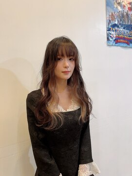 オーシャントーキョー サニー 原宿(OCEAN TOKYO Sunny) コテ波巻きロングヘア韓国ヘアレイヤーカットインナーカラー