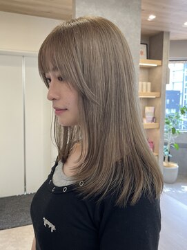 バサ 立川店(BASSA) レイヤー