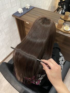 ハロバイシーン(Halo by seen.) 美髪矯正+髪質改善トリートメント【札幌/大通】