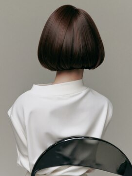 キヴィ(kivi) 白髪ぼかしオーガニックカラー×大人ショート 若見え