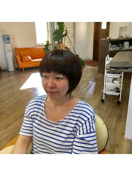 ヘアースタジオ マナ(HAIR STUDIO MANA) 個性派ショート