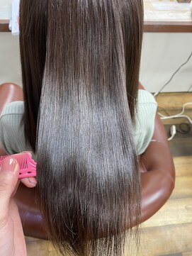 ファミーユ(famille) <famille>髪質改善モイスチャーカラー