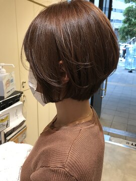 リバティーエイチ 勝どき店(LIBERTY-H) ツヤカラー×丸みショートボブ
