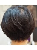 ぺたんこヘア解消ショート