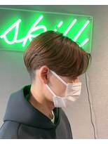 スキル(SKILL)&nbsp;センターパート/ニュアンスパーマ/メンズ縮毛矯正/パーマ落とし