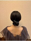 タイトシニヨンパーティーヘアセットアップスタイル結婚式