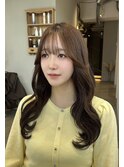 韓国風　透明感ベージュカラー