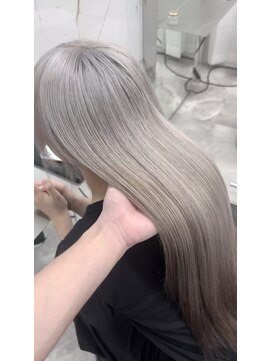 メゾン 心斎橋店(Maison) 心斎橋/ブリーチ/ホワイト/ダブルカラー