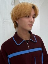 アイウィル(Ai WilL)&nbsp;センターパート マッシュ 金髪 ニュアンスパーマ ブリーチ