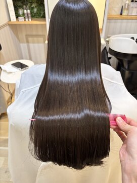 トゥーリ 二日市店(tuuli) 大人可愛いスタイル♪髪質改善縮毛今矯正