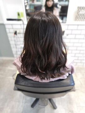 リンクリンク バイ エール 生駒(LINK LINK by aile) とろっと綺麗なサファイアブルー