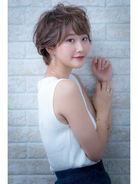 ヘアーアートシフォン 川口東口店(hair art chiffon) ジグザグバング＆３Dカラーのモードなノットヘアミニマムボブ