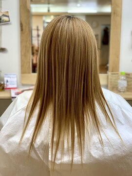 キュアキュア(Cure2) ハイトーンでも綺麗「酸熱トリートメント」髪質改善メニュー