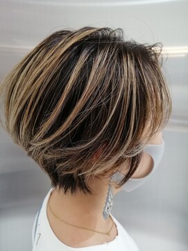 トニーアンドガイ 原宿店(TONI & GUY) スタイリング楽になるテクスチャーハイライト