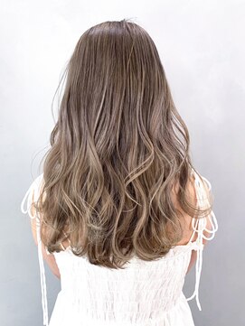 アイティー バイ アルバム 浦和店(IT by ALBUM) ホワイトグレージュ_ココアブラウンフリンジウェーブ_ba301651