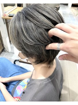 ブルーム(Bloom) ハイライトカラーBloom【ブルーム/三郷駅】