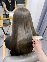 イニット 奈良新大宮(init.)&nbsp;20代 30代 40代 縮毛矯正ロング コスメストレート 髪質改善