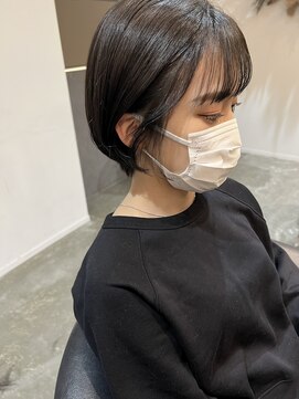 ドルセプラタ(Dulce plata) ショートボブ×オリーブアッシュ