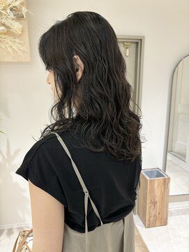 クーナバイトマト 横浜(Cuna by TOMTO) 【YUYA】レイヤーパーマ_ミディアムパーマ_パーマヘア