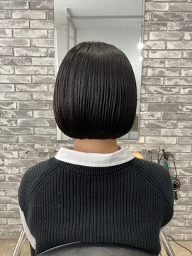 クロト(Clotho) ミニボブ/髪質改善縮毛矯正白髪ぼかしレイヤーショートカット