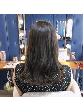 プレゼンス ブレインズ 下北沢(PRESENCE BRAINS) 『PRESENCEBRAINS』ラフウェーブグレージュミディ