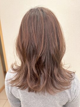 松本平太郎美容室 銀座本店 イノアカラー×外はねミディアム/30代40代50代60代