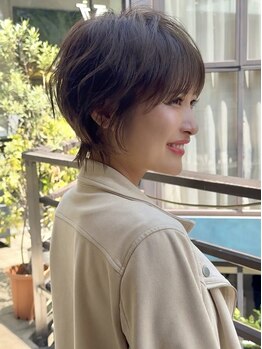 ビュートヨナカ(VIEW TOYONAKA)の写真/天使の輪ができる艶髪に…♪髪の内側から補修してくれるトリートメントで、うるツヤ美髪を実現。