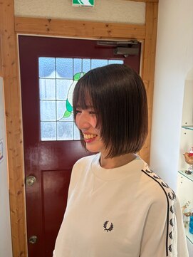 キングスベリー(Hair Relaxation King's Berry) 顔周りレイヤー×ボブ11.21