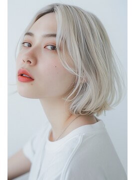 クオーレ(CUORE) ブロンド　ボブレイヤー【深井】