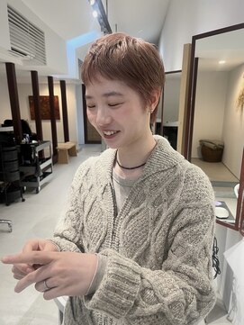 堂(DOH) beige short
