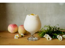 lullの雰囲気（ニュー喫茶ポルカドットコラボのドリンク）