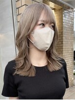 クプラ(Qpula)&nbsp;【qpula 城慎太郎】顔まわりレイヤーカット＋ハイトーンベージュ