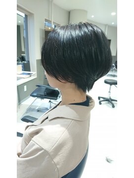 エレノア 梅田店(Eleanor) ハンサムショート