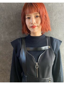 ジェスター(JESTER) 切りっぱなしボブにアプリコットオレンジ