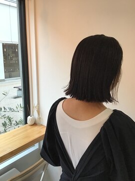 ロント(ROND) 大人な切りっぱなしボブ