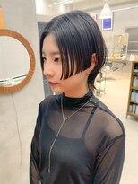 テトヘアー(teto hair) ウルフカット、ハンサムウルフ、センターパートコスメストレート