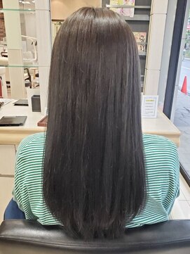 ヘアークリアー 春日部 大人可愛いツヤツヤ透明感アッシュカラー/寒色系/30代40代50代