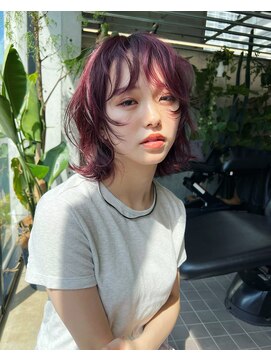 ビューズ オオサカ(VIEWS OSAKA) レイヤーボブ×ピンクカラー