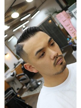 グナスティバイダムディー トウキョウ(GNASTY by DAMDEE TOKYO) 七三フェード