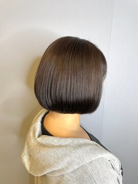 ブロッサム 東久留米店(Blossom) 20代30代大人可愛い小顔ボブ前下がりショートハイライト