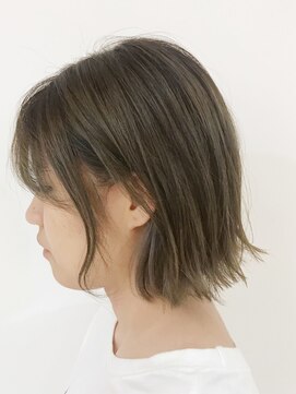 ミスト(mist) 〔mist：木村〕 耳かけボブ/外ハネボブ/耳かけショートボブ　#64