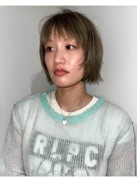 ヌウ(nuu) 〈生平〉オリーブベージュ/ケアブリーチ/ダブルカラー/透明感