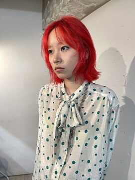 コードプラスリム(CODE+LIM) ハイトーン/顔まわりカット/赤/ボブ