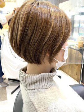 アニー 松戸(ANNI) ホワイトグレージュ/ミニウルフ/デジタルパーマ/チェリーブラウ