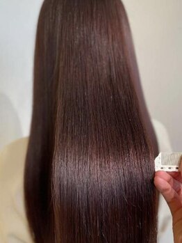 erme 鈴鹿 髪質改善/縮毛矯正/ヘッドスパ/カラー/専門店【2月下旬NEW OPEN(予定)】の写真/《NEW OPEN*全席個室》一人ひとりのお悩み・髪の状態に合わせて施術◎潤いと栄養を与え、うるツヤ美髪へ*