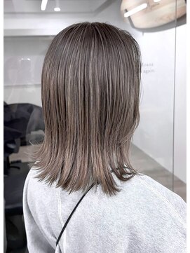 モアナ バイ ヘッドライト 長野駅前店(Moana by HEADLIGHT) Moana長野駅前#白髪ぼかしハイライト#グレージュ#ハイライトト