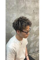 カットワークススリックバイフェローズ(CUT WORKS SLICK by fellows) 短髪×ハイライト