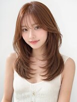セプト 天神大名(SEPT.)&nbsp;レイヤーカット 透明感カラー ベージュ 顔周りレイヤー 艶髪