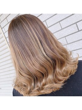 ヘアーズケアープレスト(Hair's Care Presto) オイルカラーでツヤ感を!